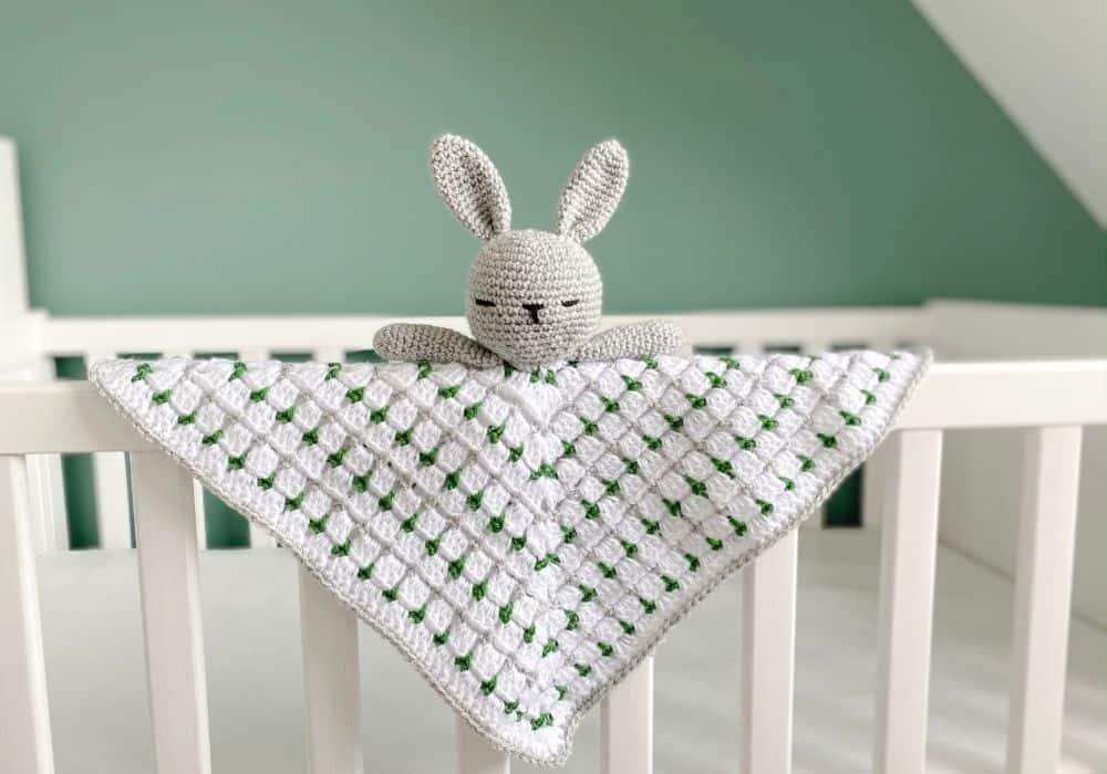 Bunny baby lovey, crochet blanket pattern Crochet pattern by