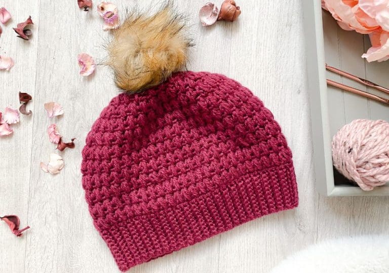 Feather Stitch Crochet Hat Pattern - Burgundy And Blush